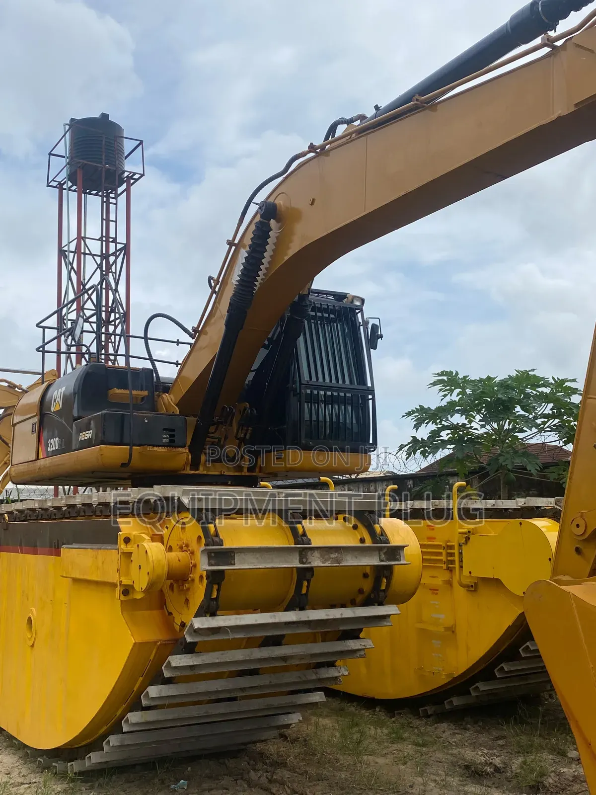 Caterpillar Swamp Buggy 320D2L