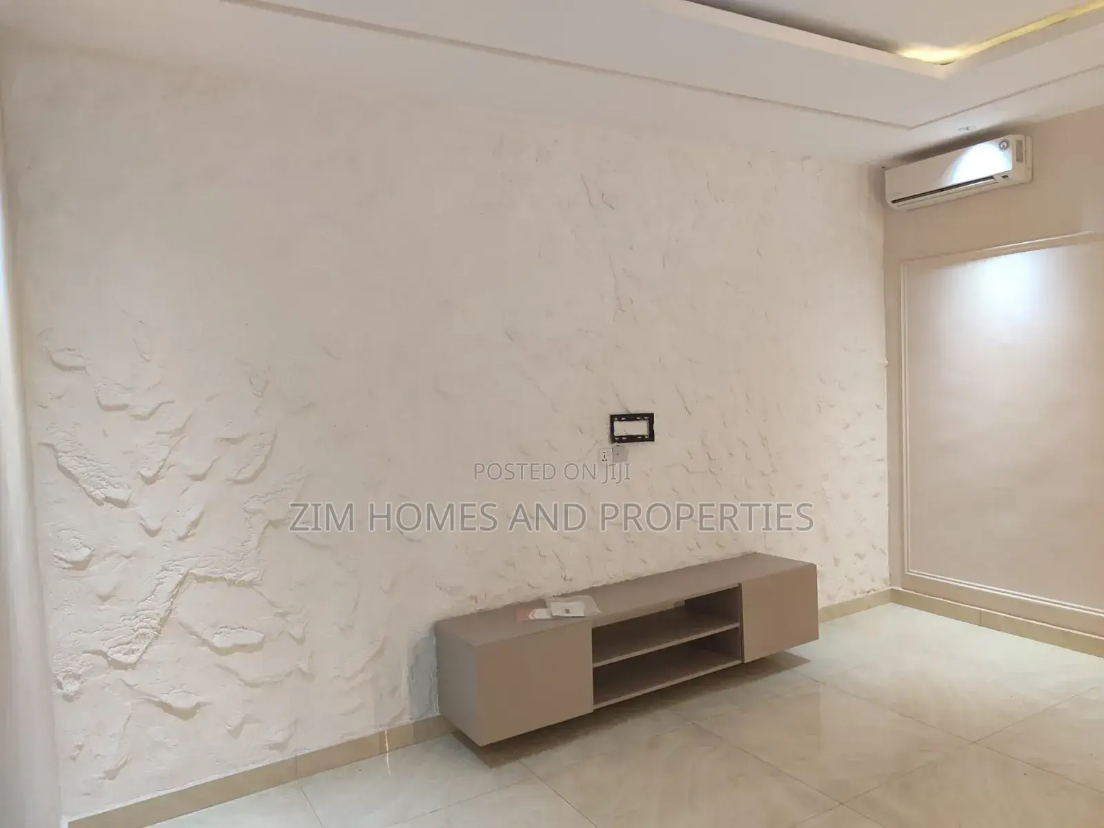 4bdrm Townhouse/Terrace in Zim Homes And, Wuye for sale