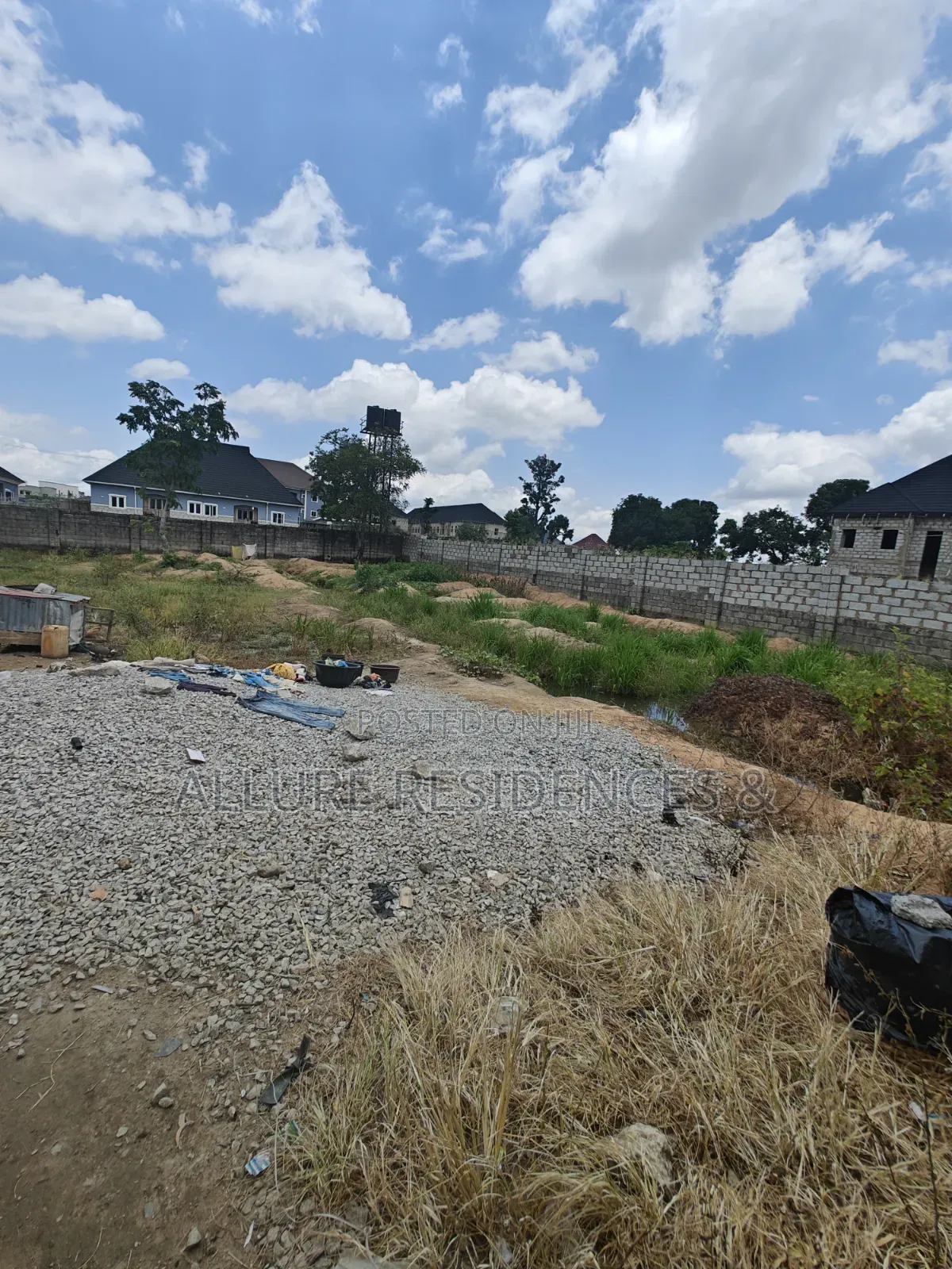 👉 Urgent Sale: 1,200sqm Land Near River Park Estate, Lugbe – ₦45M