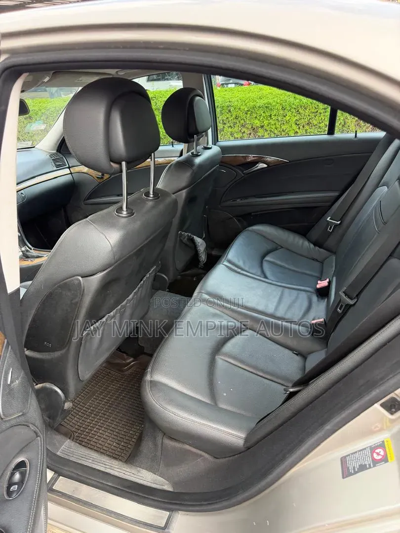 Mercedes-Benz C350 2008 Gold
