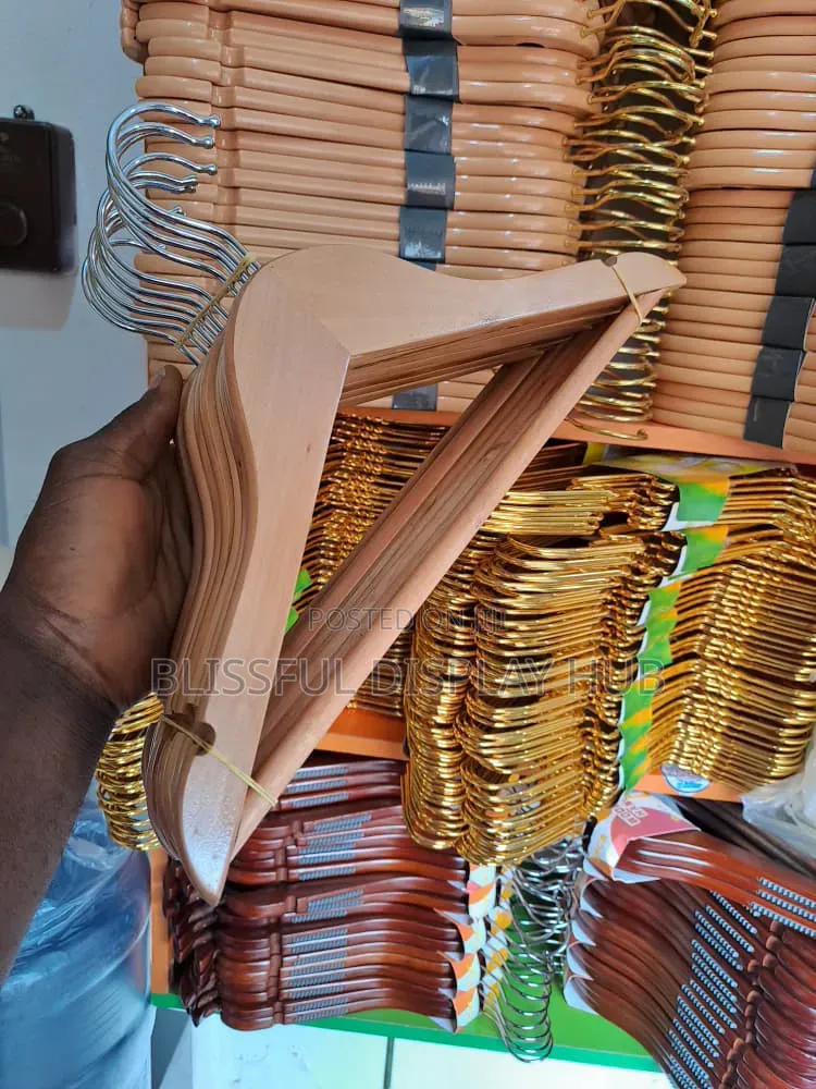 Plstic, Wooden and Metal Hangers