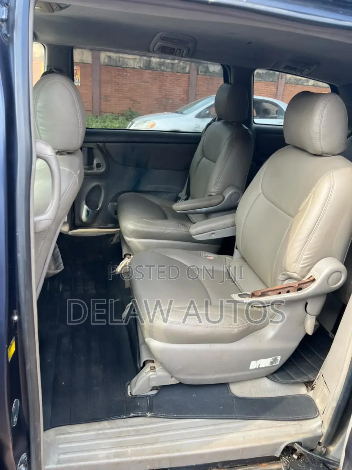 Toyota Sienna 2005 Blue