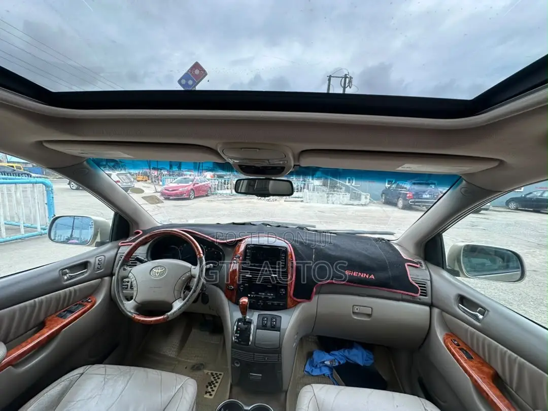 Toyota Sienna XLE Limited 2008 Gold