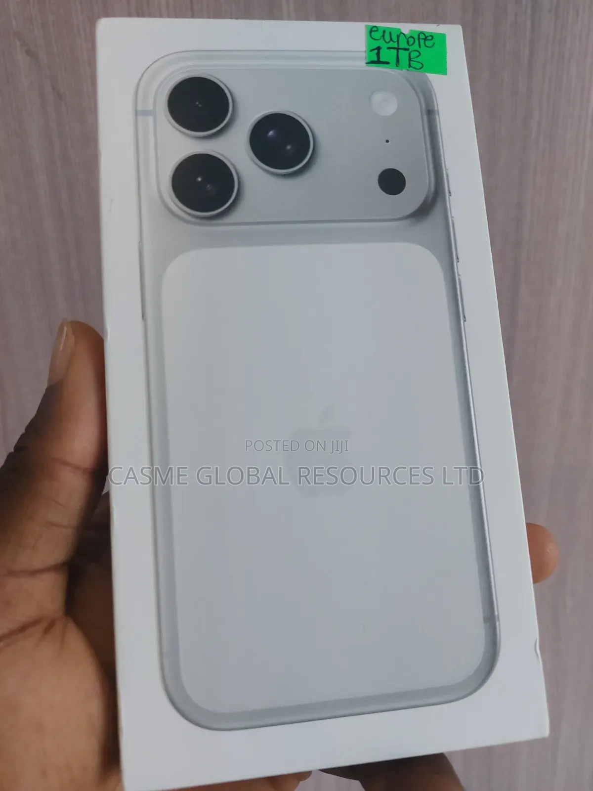 New Apple iPhone 17 Pro 1 TB White