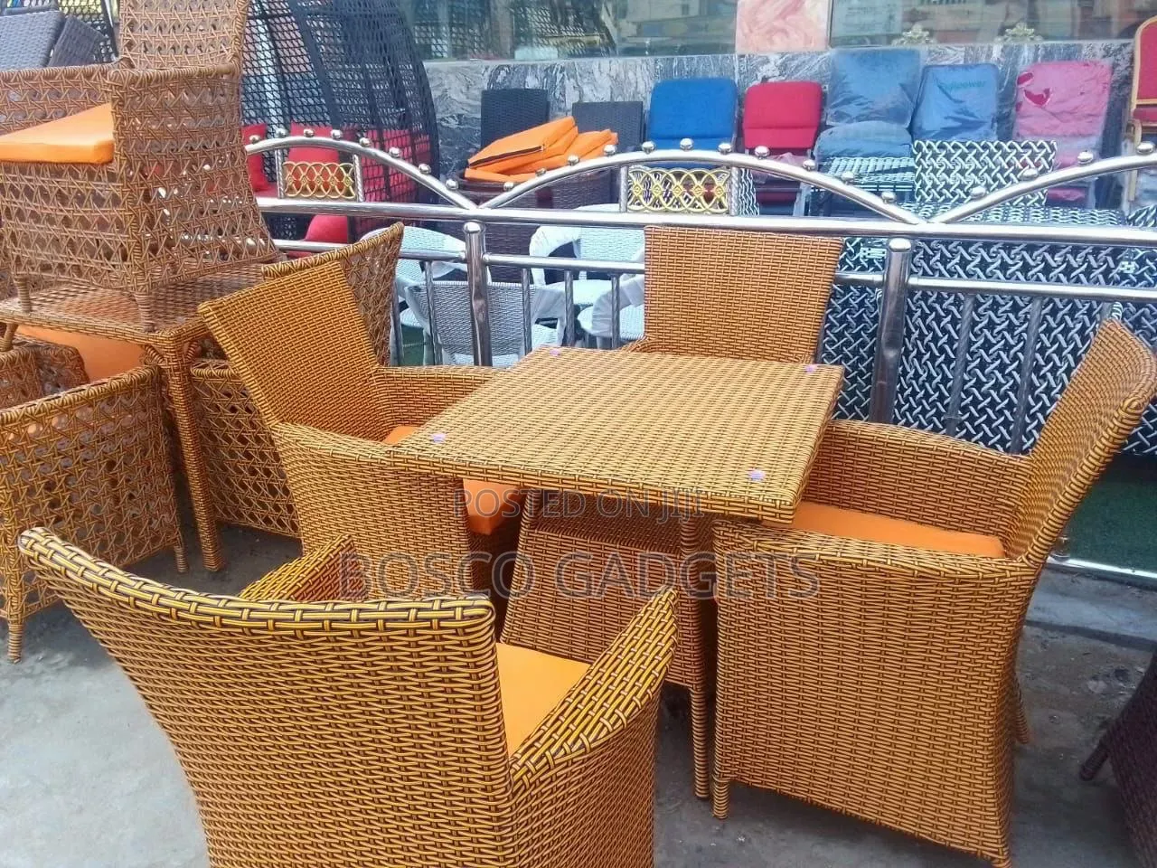 4-Seater Woven Rattan Outdoor Patio Dining Set