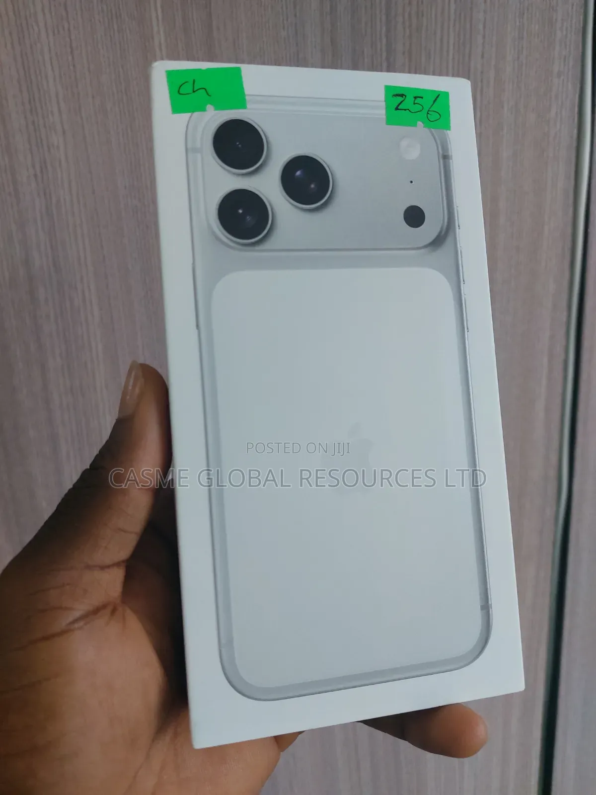 New Apple iPhone 17 Pro Max 256 GB Silver