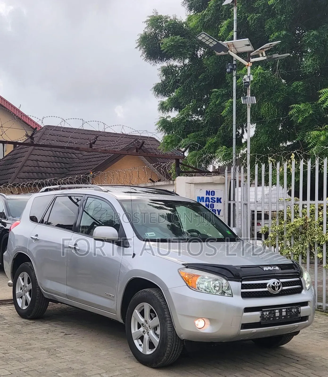 Toyota RAV4 Limited 2009 Silver