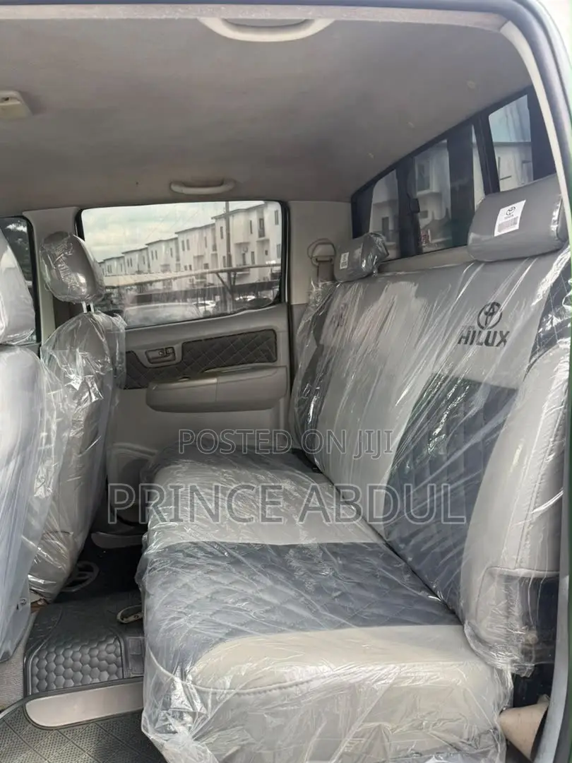 Toyota Hilux 2014 White
