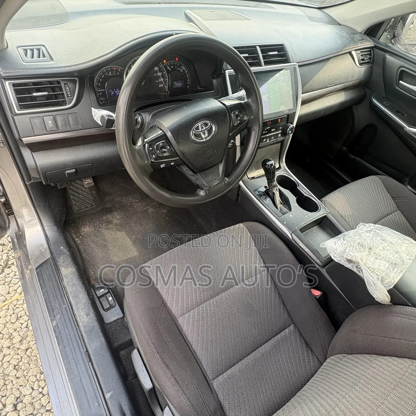Toyota Camry LE 4dr Sedan (2.5L 4cyl 6A) 2015 Gray