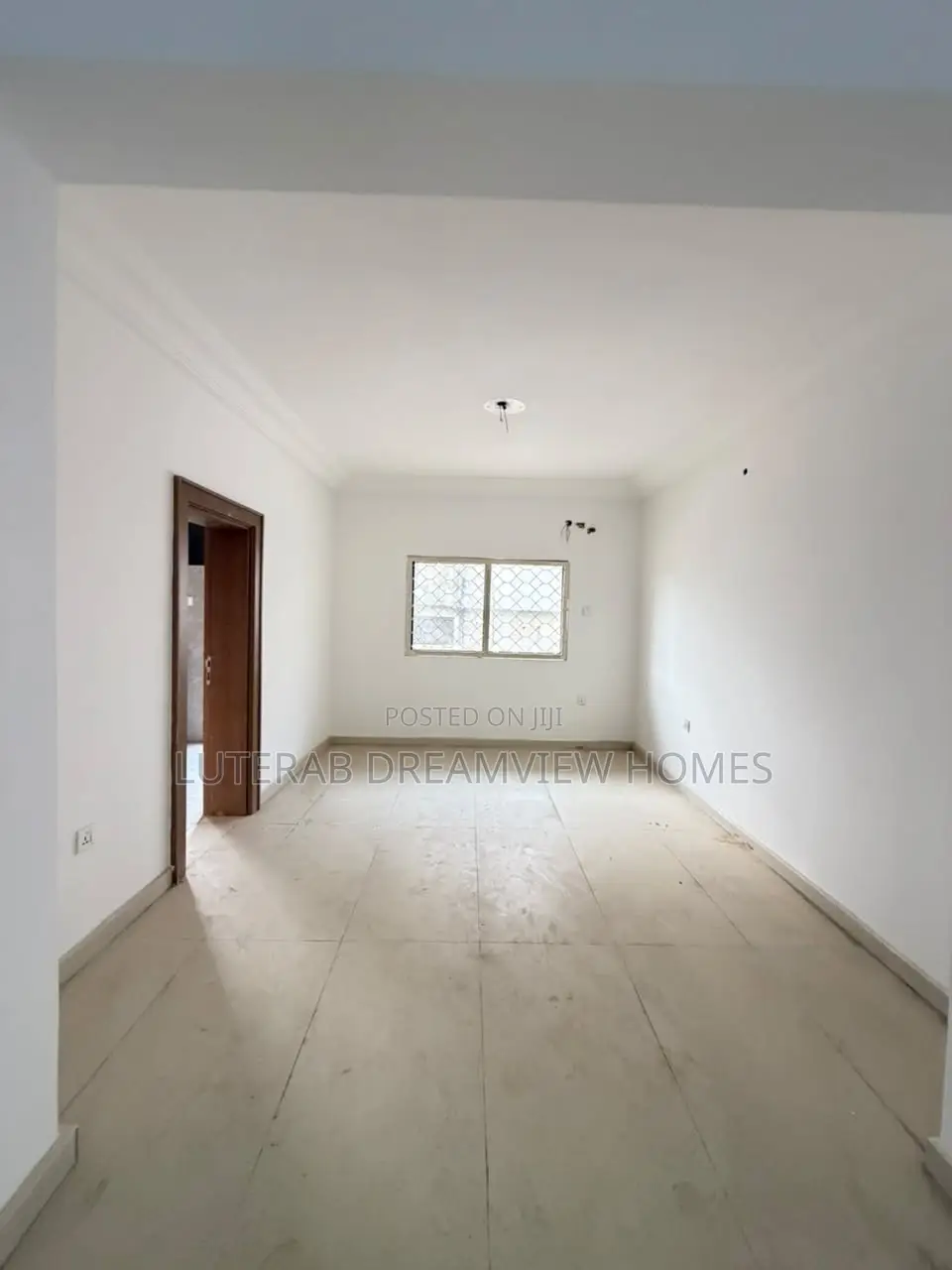 3bdrm Block of Flats in Heart Of Wuse 2 for rent