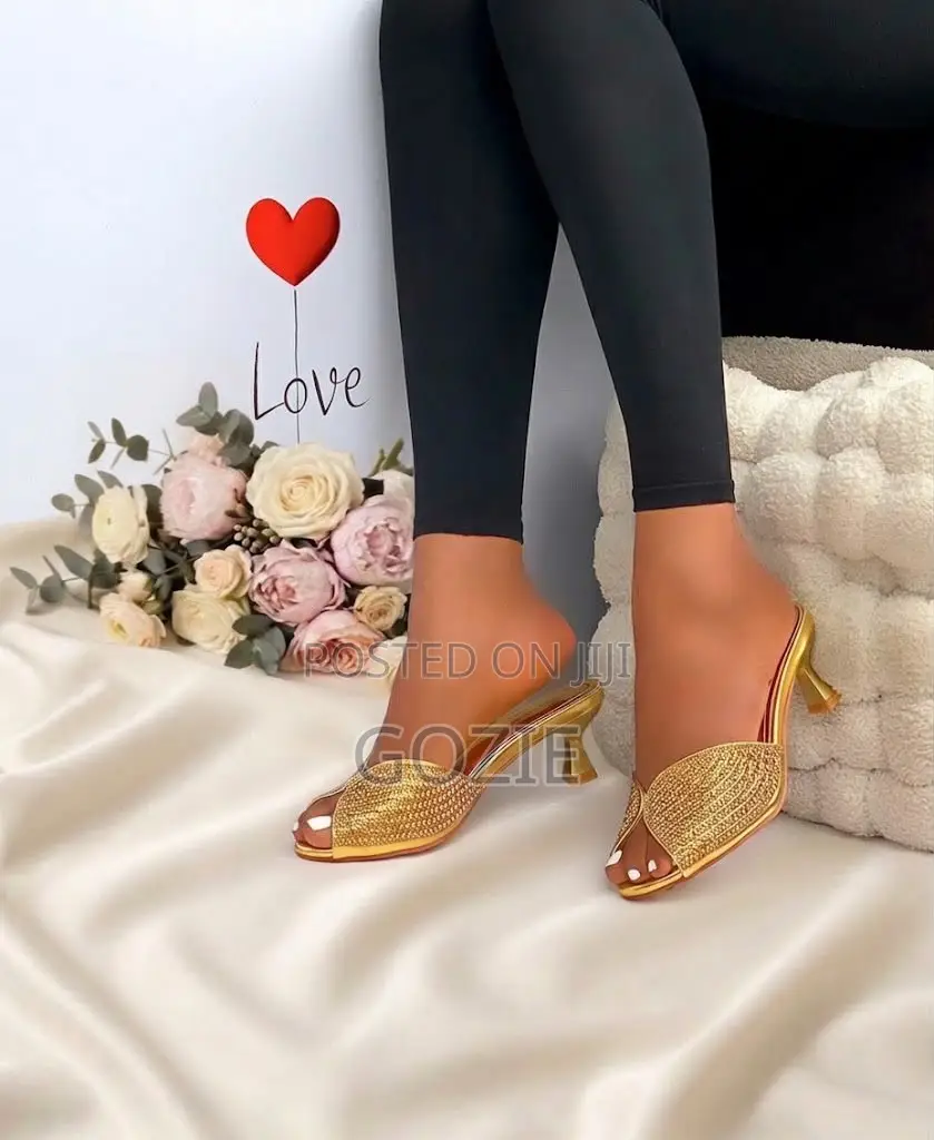 Stoned Stylish Heel Slippers