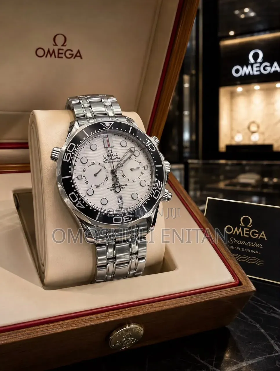 Omega Chain Chronographic Watch