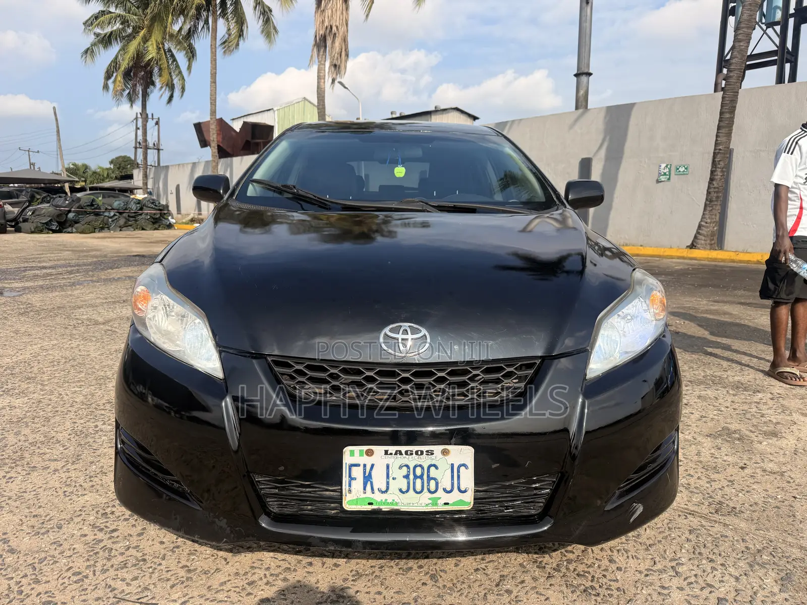 Toyota Matrix Hatchback FWD (1.8L 4cyl 5M) 2009 Black