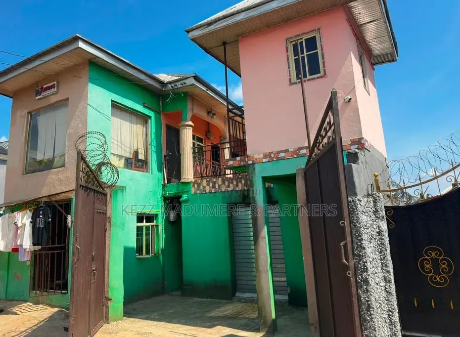 5bdrm Block of Flats in Rumuosi , Port, East West Road for sale