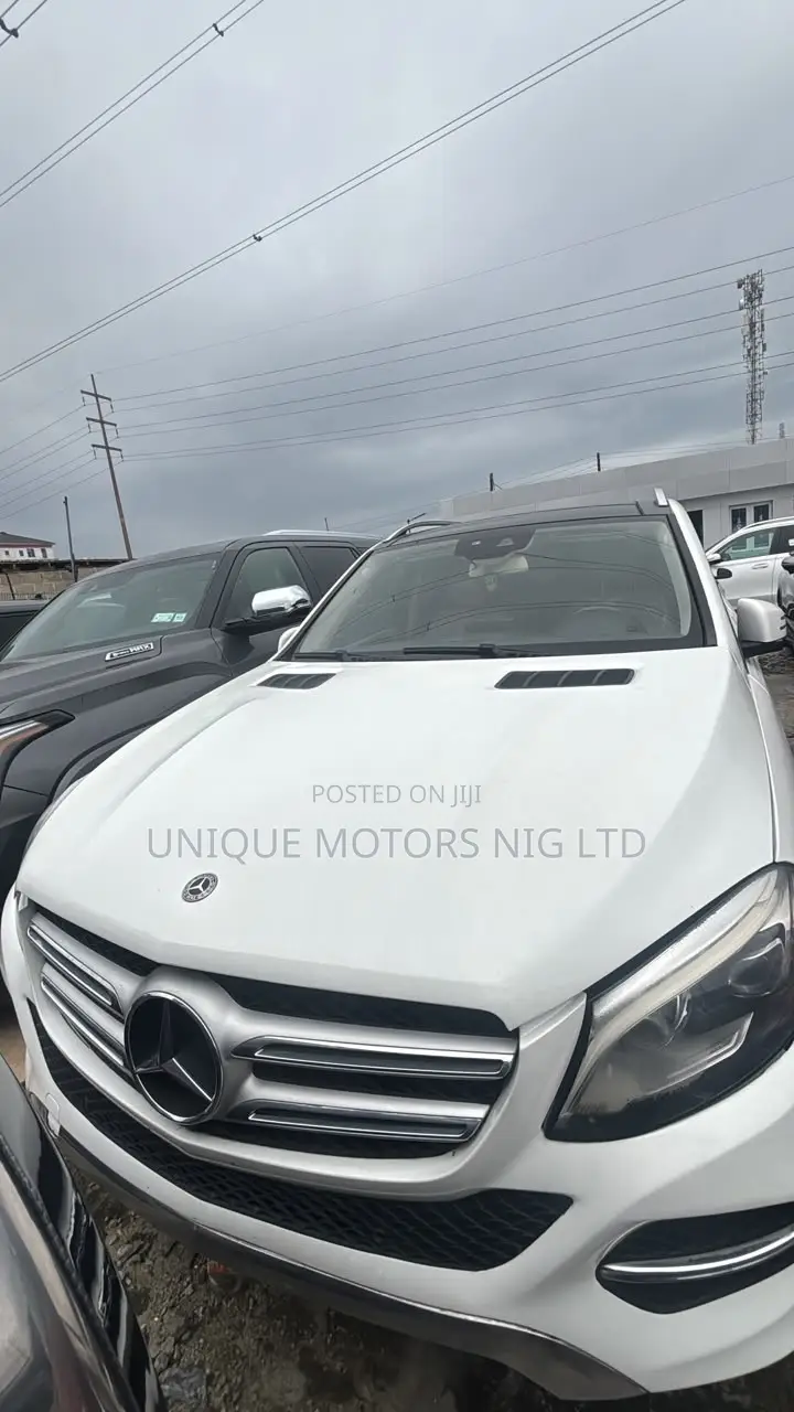 Mercedes-Benz GLE-Class 2018 White