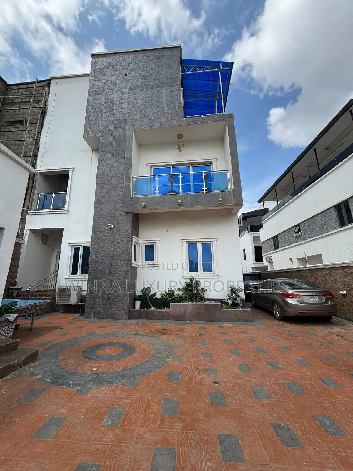 Furnished 6bdrm Duplex in Ochacho Estate, Life Camp for sale