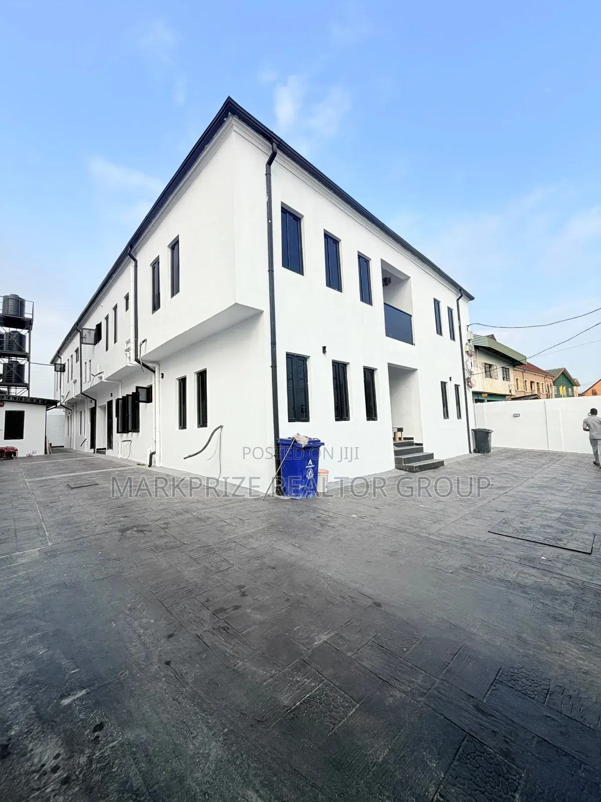 3bdrm Apartment in Gbagada Lagos for sale