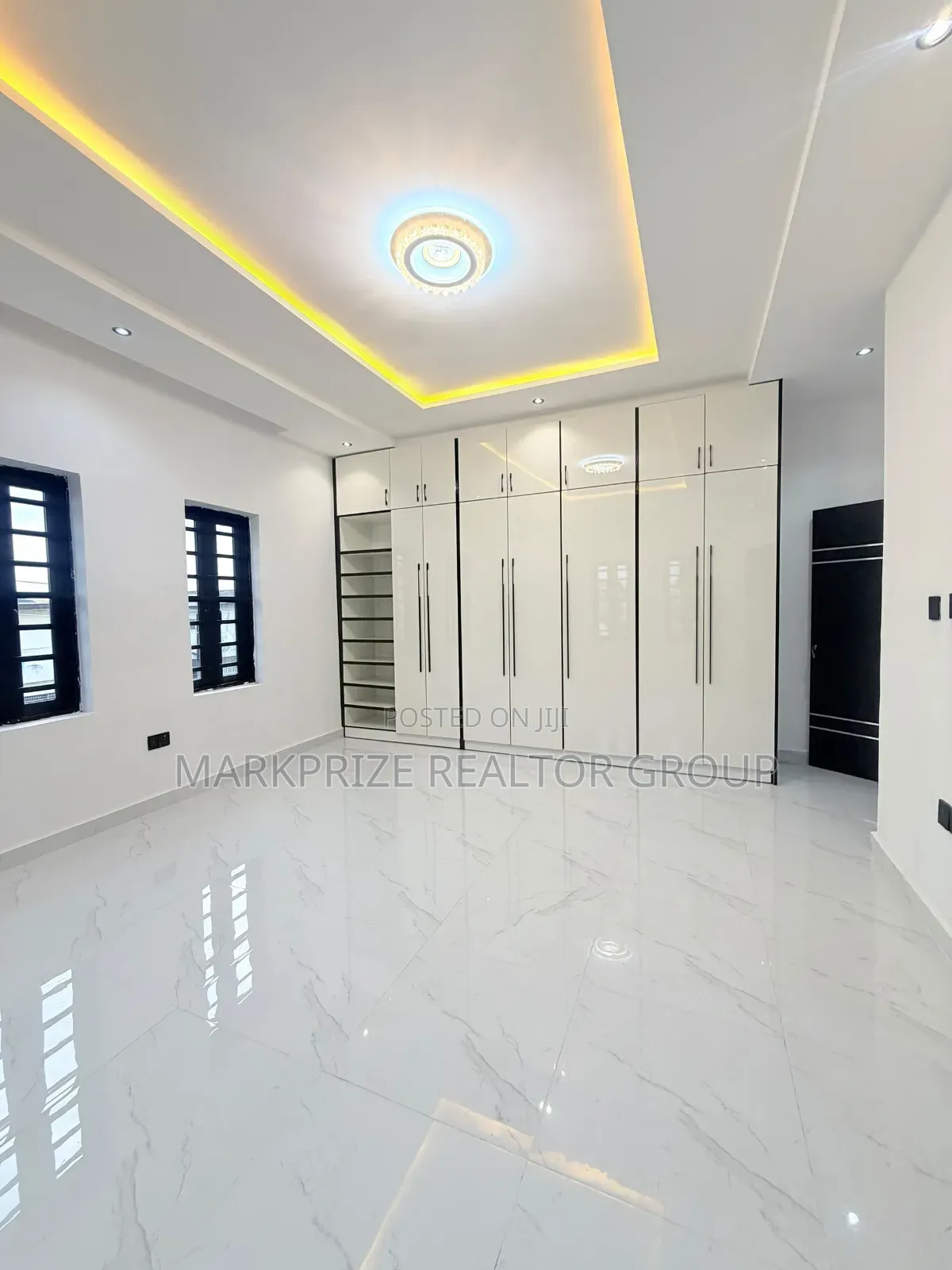 3bdrm Apartment in Gbagada Lagos for sale