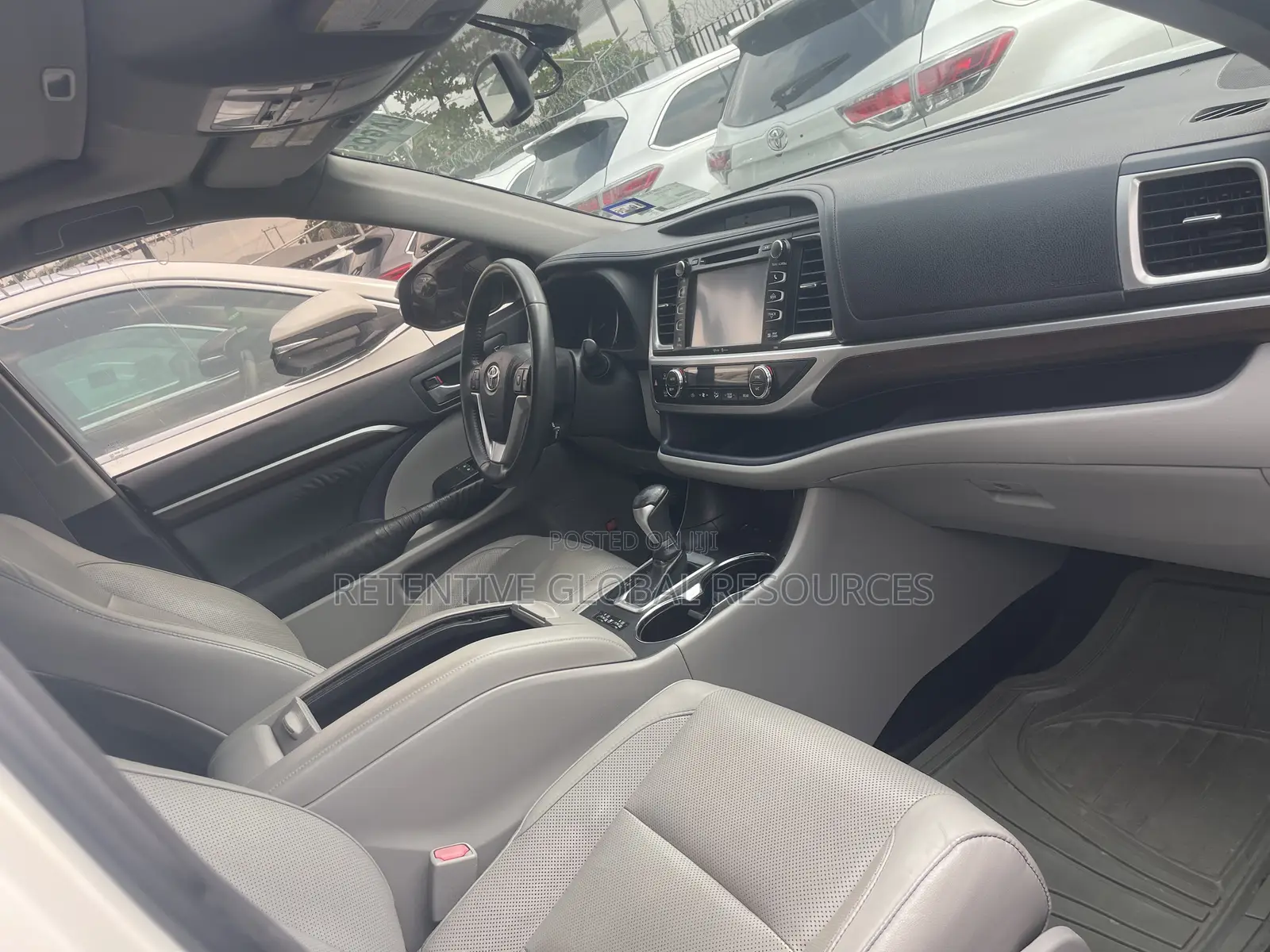 Toyota Highlander Limited 4dr SUV (3.5L 6cyl 6A) 2015 White
