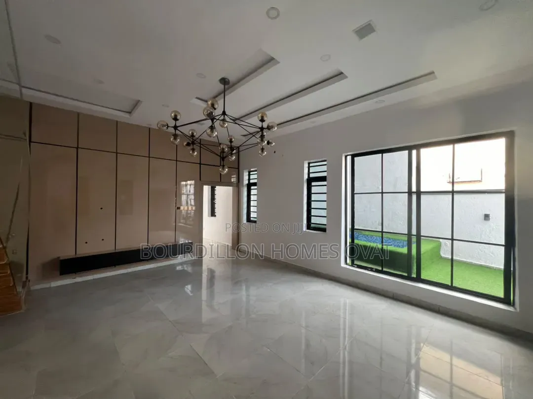 4bdrm Duplex in Ado Road Ajah Lagos for sale
