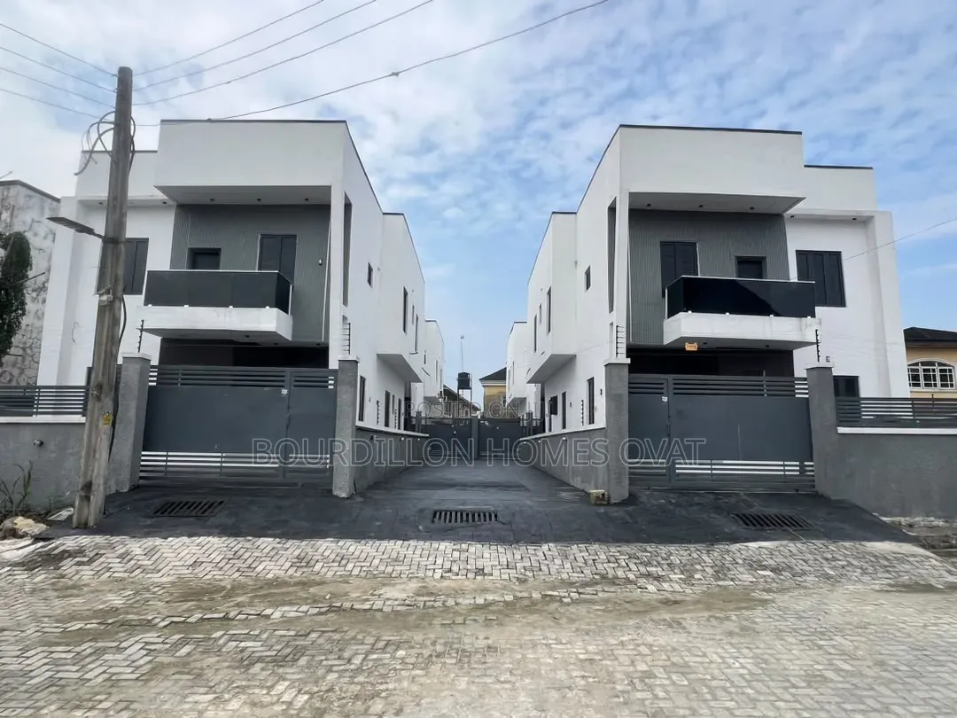 4bdrm Duplex in Ado Road Lagos for sale