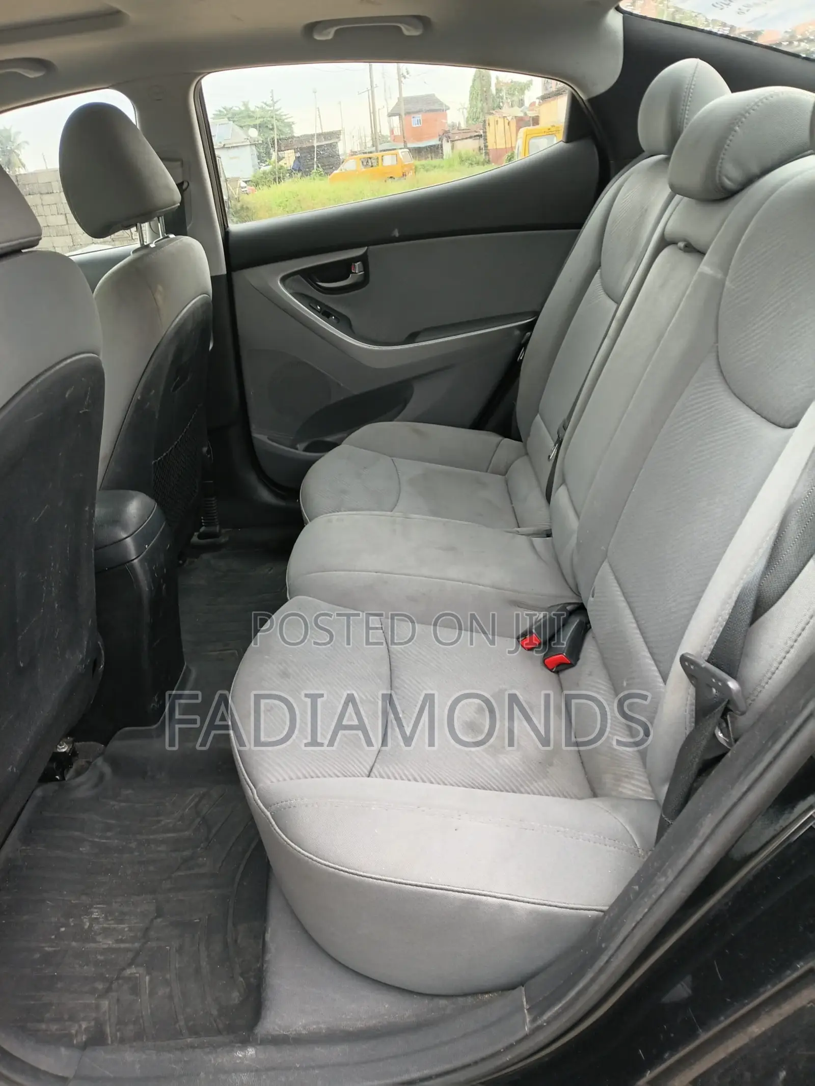 Hyundai Elantra Limited Sedan FWD (1.8L 4cyl 6A) 2013 Black