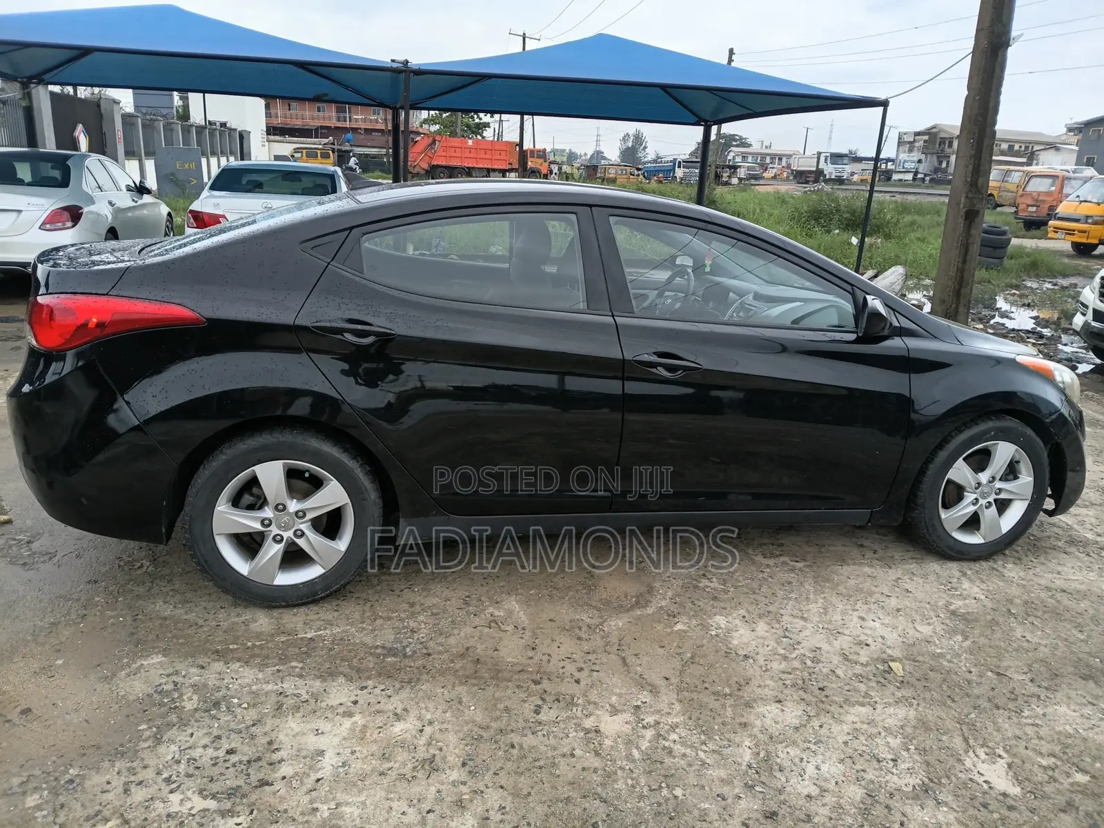 Hyundai Elantra Limited Sedan FWD (1.8L 4cyl 6A) 2013 Black