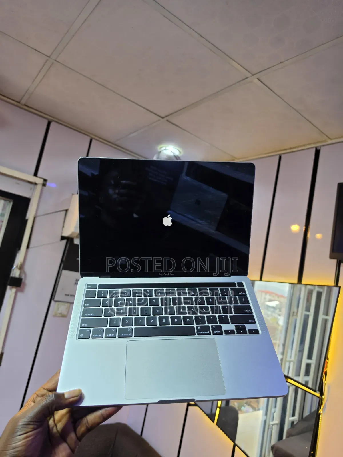 Laptop Apple MacBook Pro 2020 8GB Intel Core i5 SSD 256GB