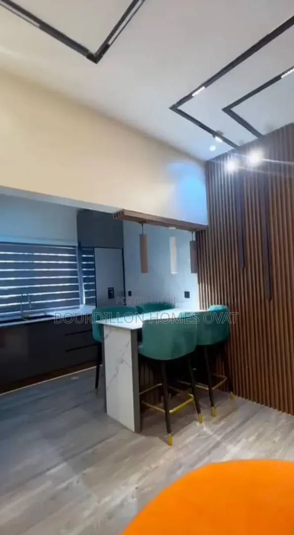 Furnished 2bdrm Apartment in Lekki Phase 1 for rent