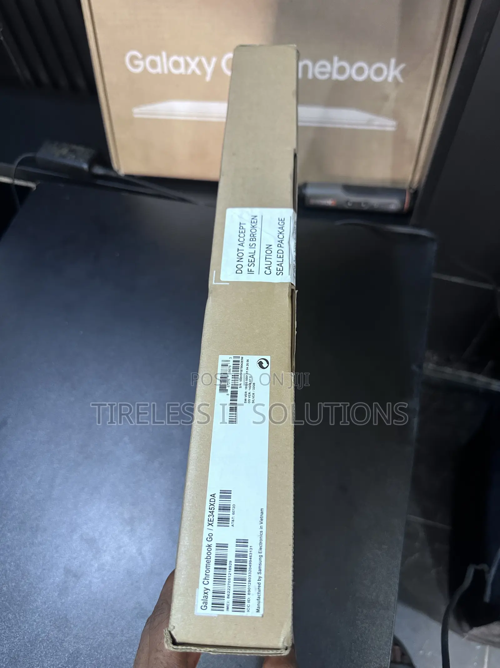 New Laptop Samsung Chromebook Pro 4GB SSD 32GB