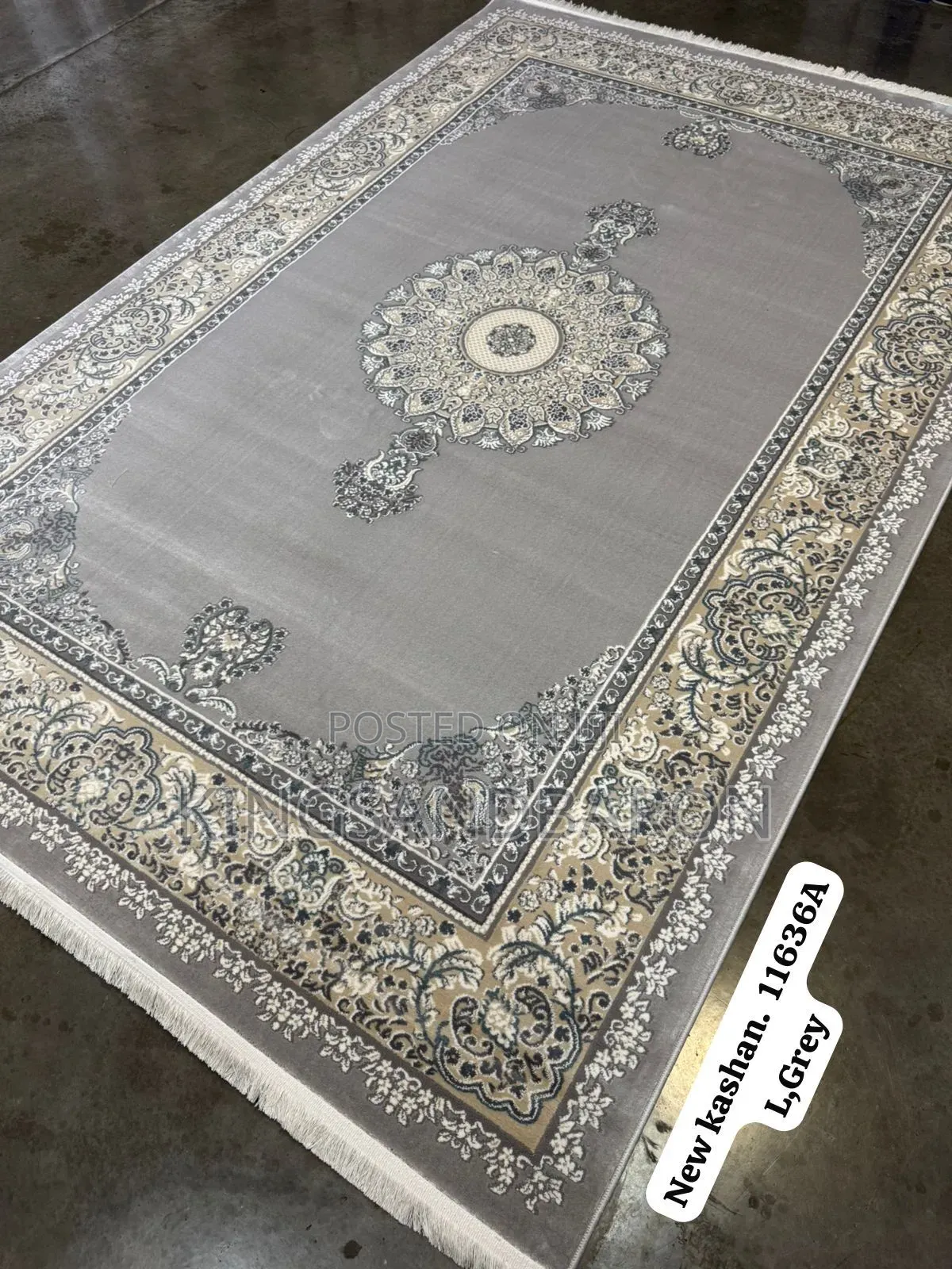 5x7fts Beige and Brown Arabian Center Rug