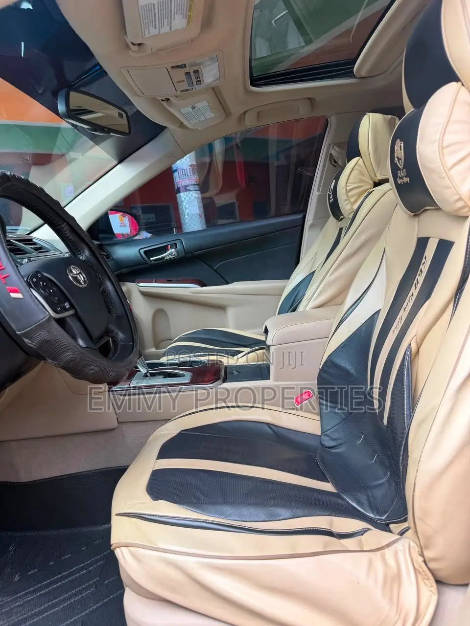 Toyota Camry XLE 4dr Sedan (2.5L 4cyl 6A) 2014 Gold