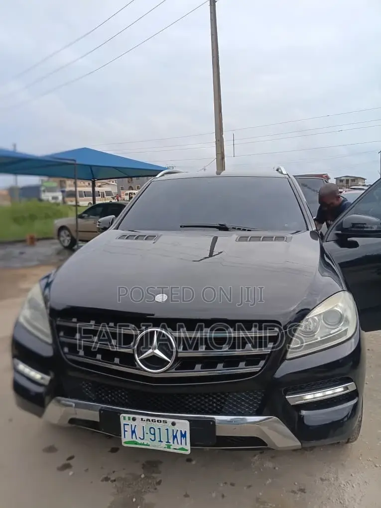 Mercedes-Benz M Class ML 350 4x2 2013 Black