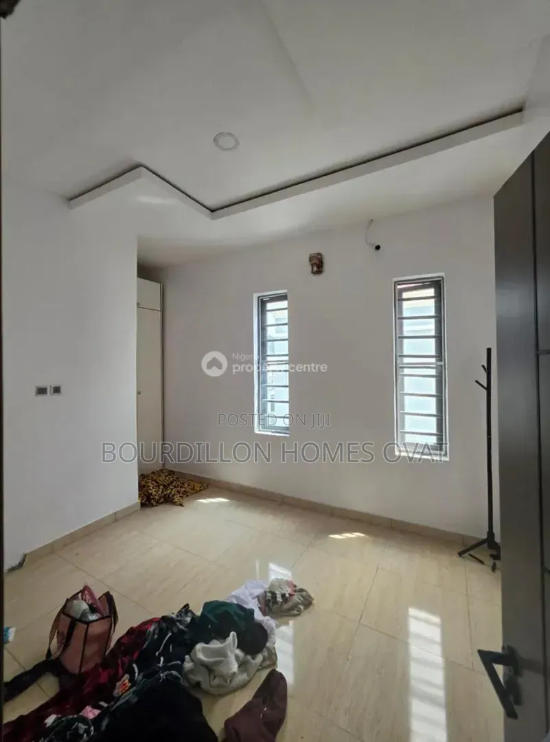 Furnished 4bdrm Duplex in Thomas Estate Ajah for rent
