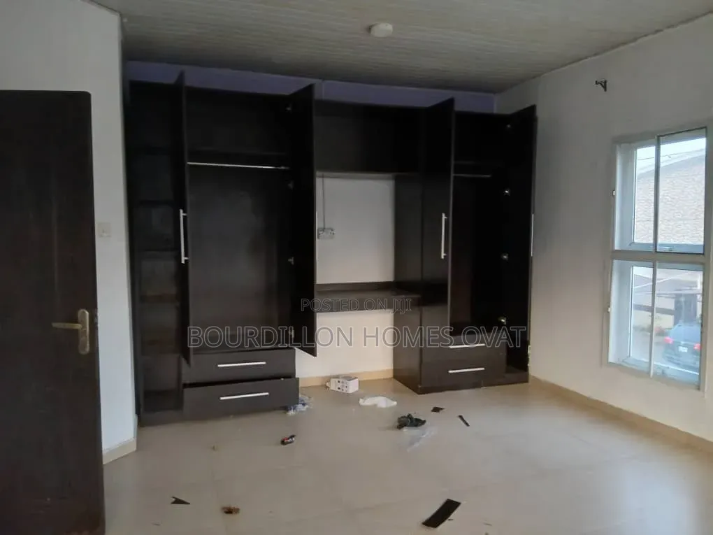 4bdrm Duplex in Sangotedo Ajah Lagos for rent
