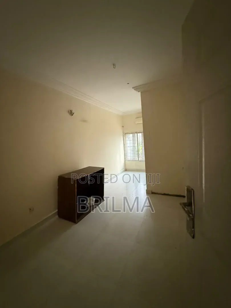 4bdrm Duplex in Kado for sale