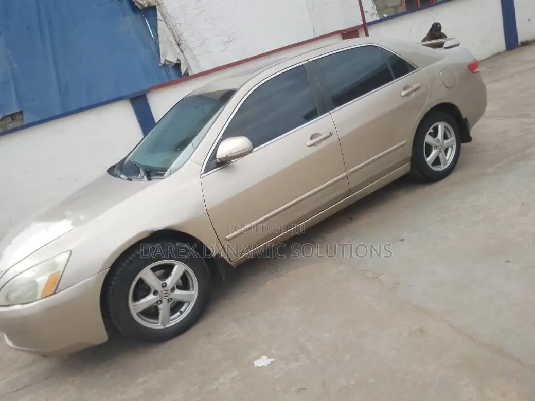 Honda Accord Automatic 2004 Gold