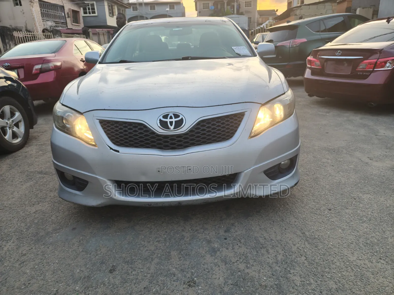 Toyota Camry 2011 Silver