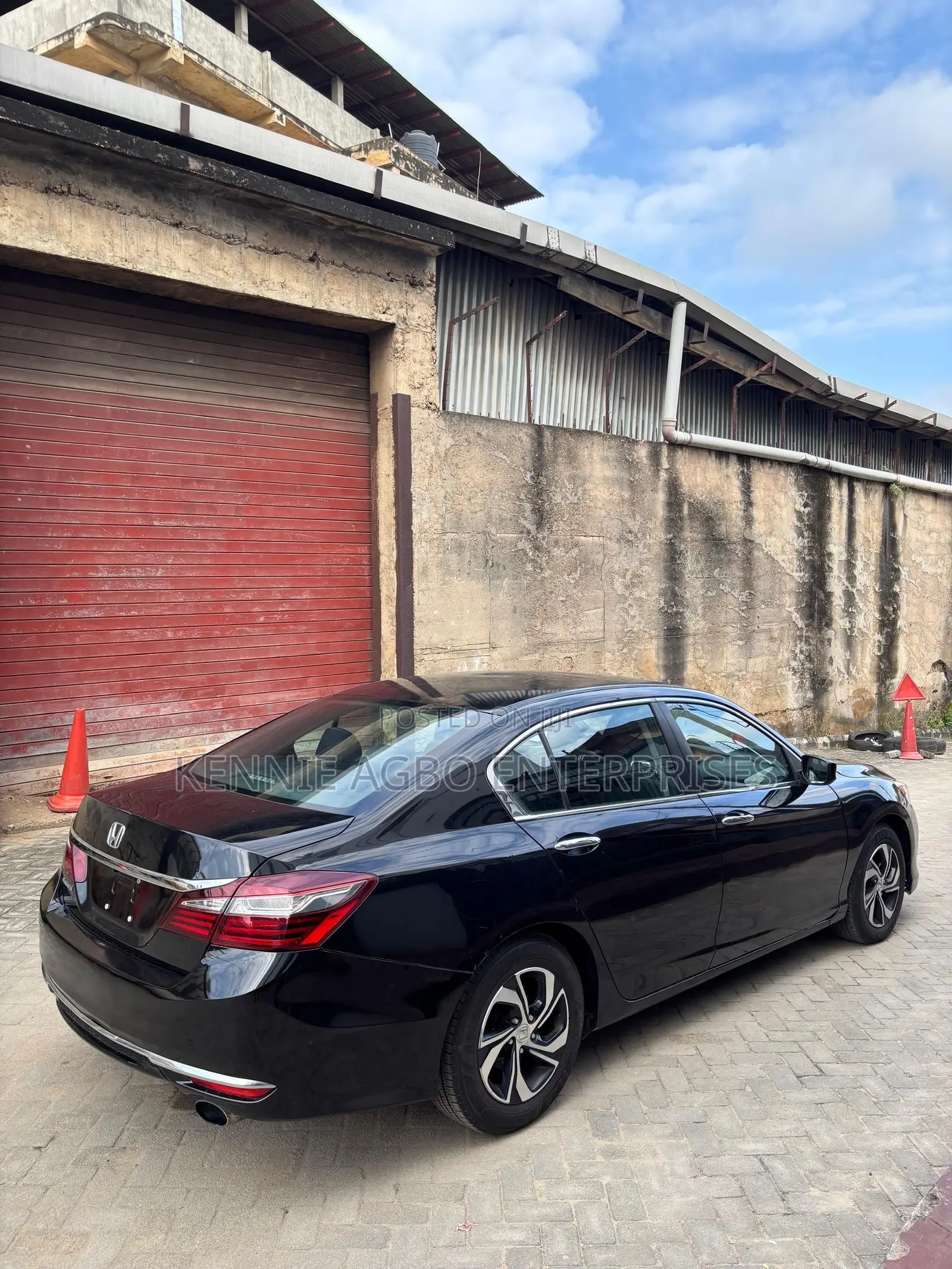 Honda Accord LX 4dr Sedan FWD (2.4L 4cyl 2A) 2017 Black