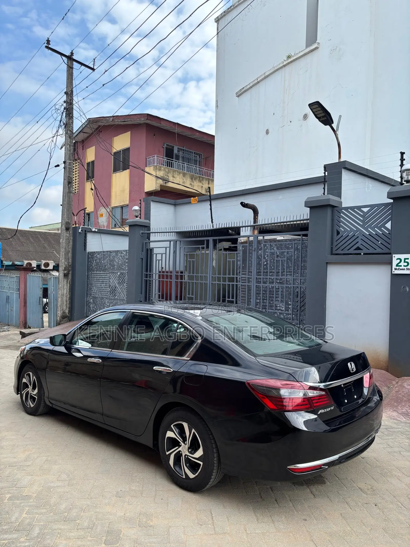 Honda Accord LX 4dr Sedan FWD (2.4L 4cyl 2A) 2017 Black