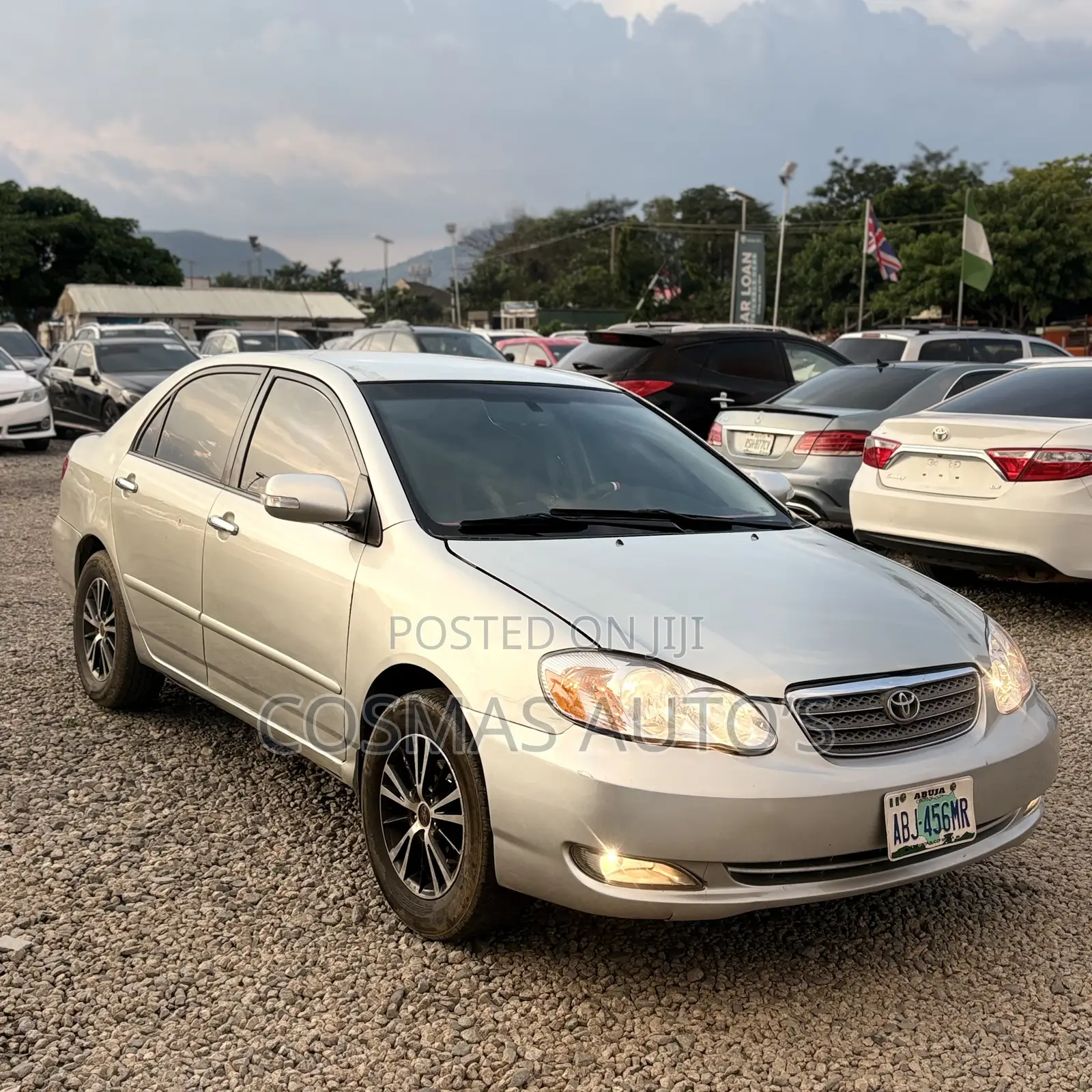 Toyota Corolla LE 2004 Gold
