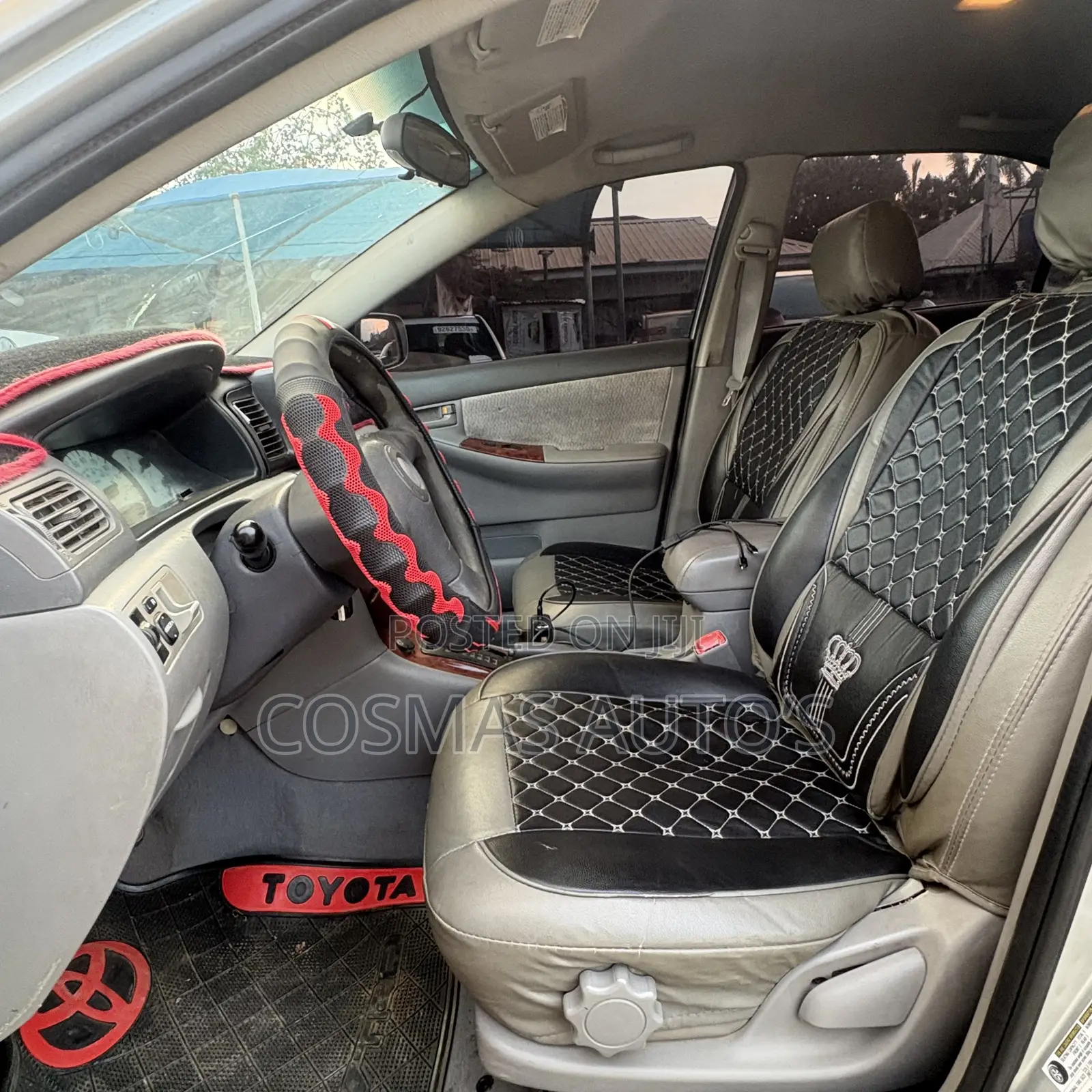 Toyota Corolla LE 2004 Gold