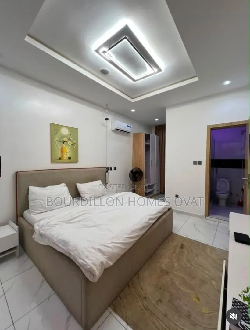 2bdrm Apartment in Ikate Lekki Lagos for rent