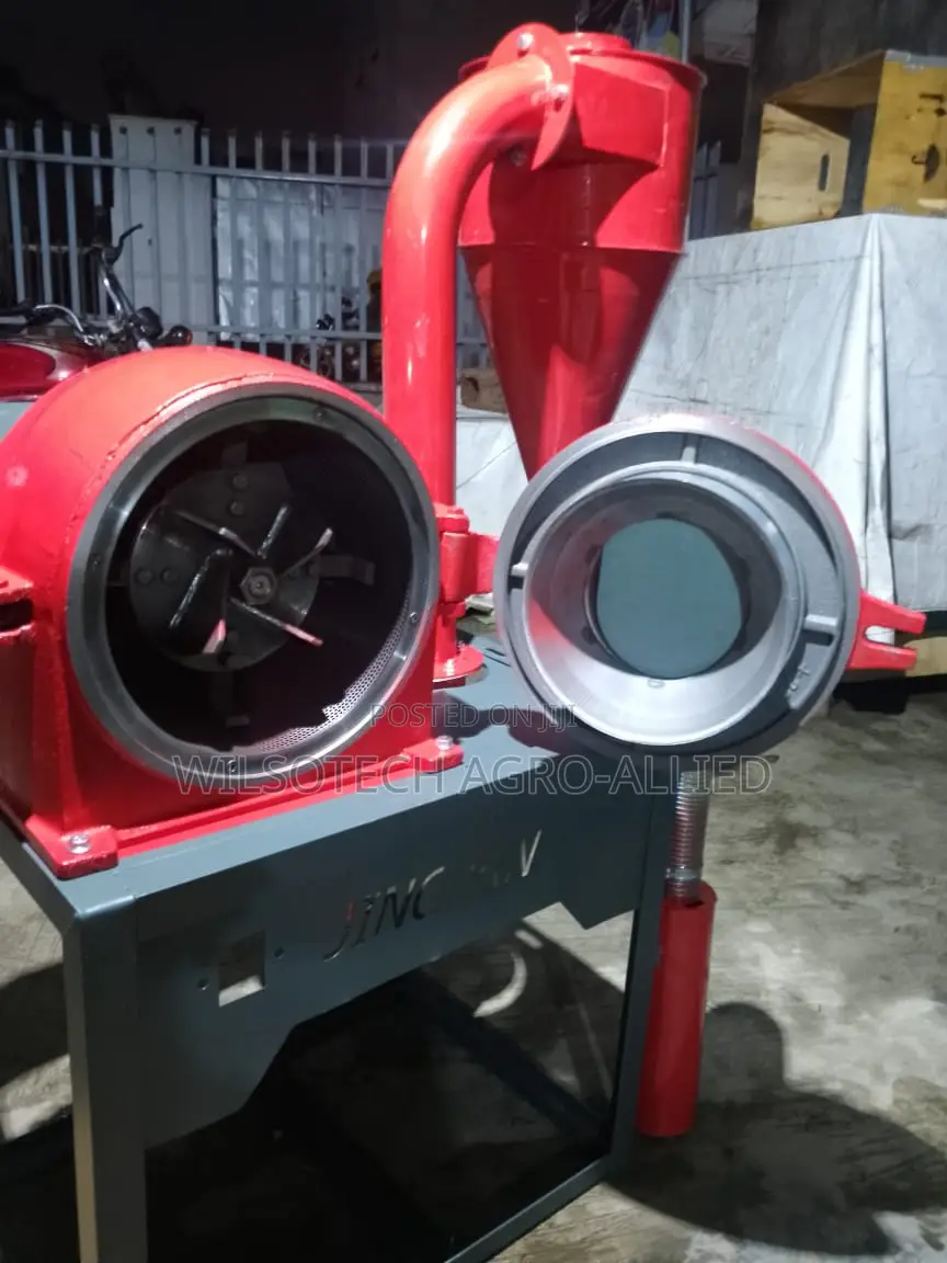 300kg/Hr Pulverizer Machine With Cyclone Powered With Electric Machine