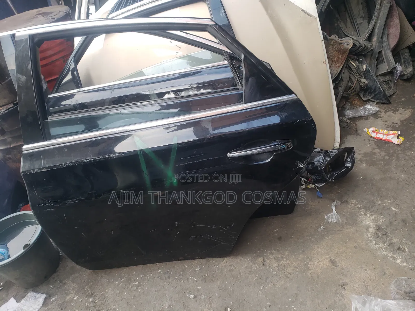 BACK LEFT DOOR Toyota Avalon 2014-2018 Tokunbo