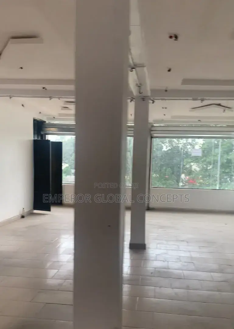 1bdrm Room & Parlour in Aba Expressway for rent