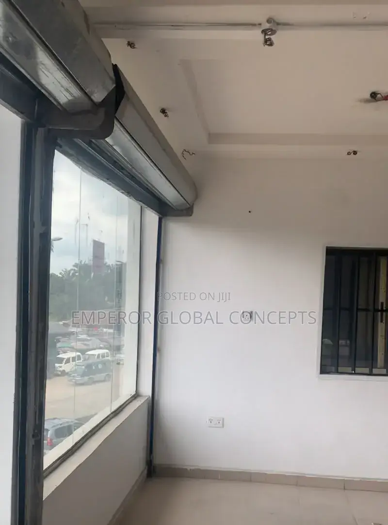 1bdrm Room & Parlour in Aba Expressway for rent