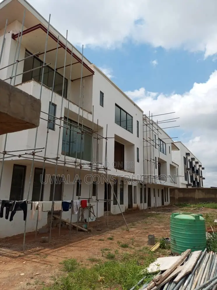 Furnished 2bdrm Duplex in Gaduwa for sale