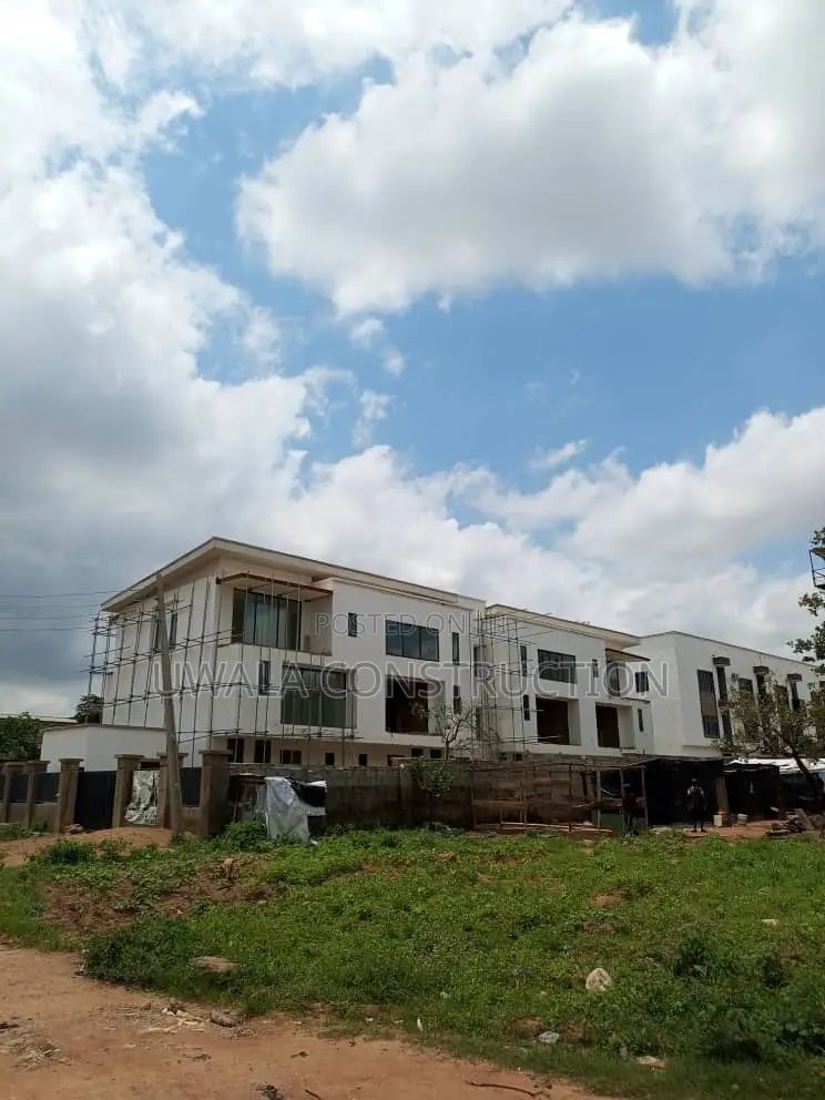 Furnished 2bdrm Duplex in Gaduwa for sale