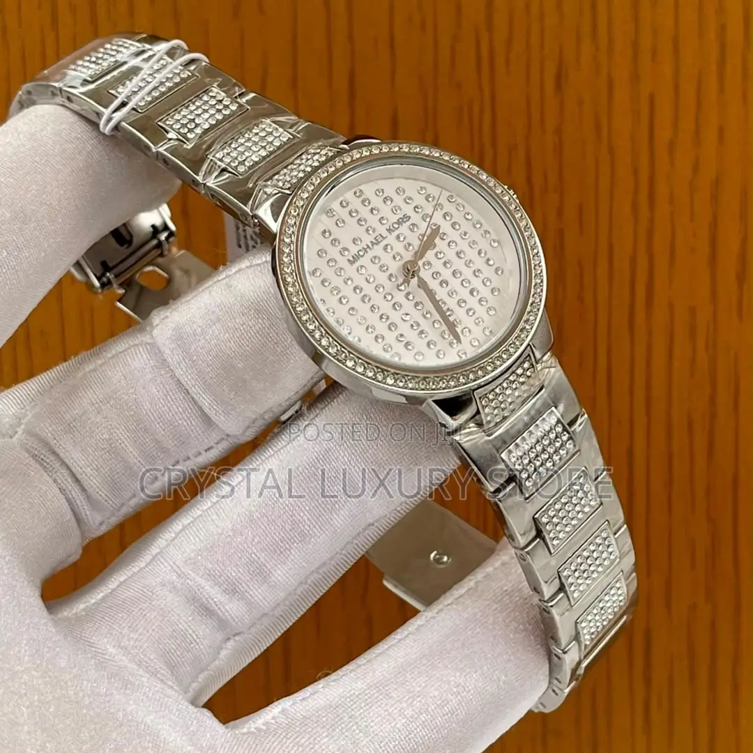 Michael Kors Quality Luxury Ladies Chain Strap Wristwatch